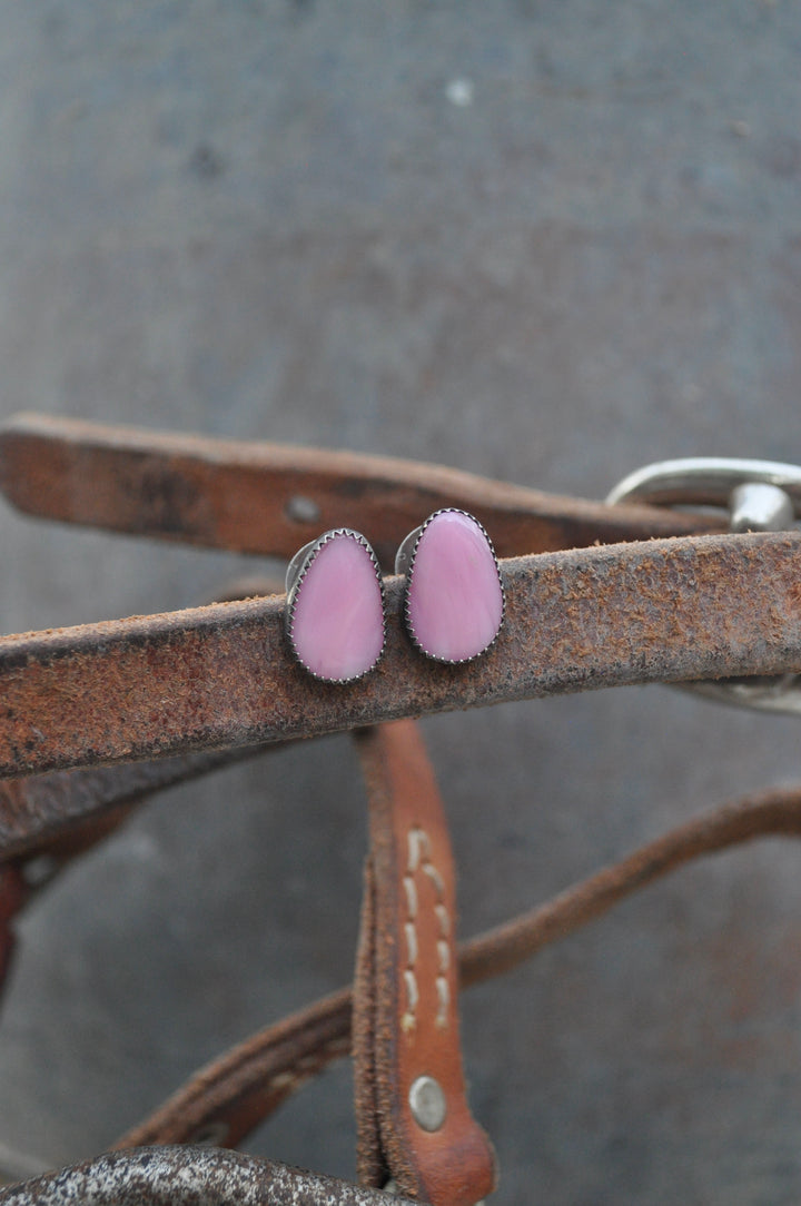Translation missing: en.Pink Rosarita Stud Earrings